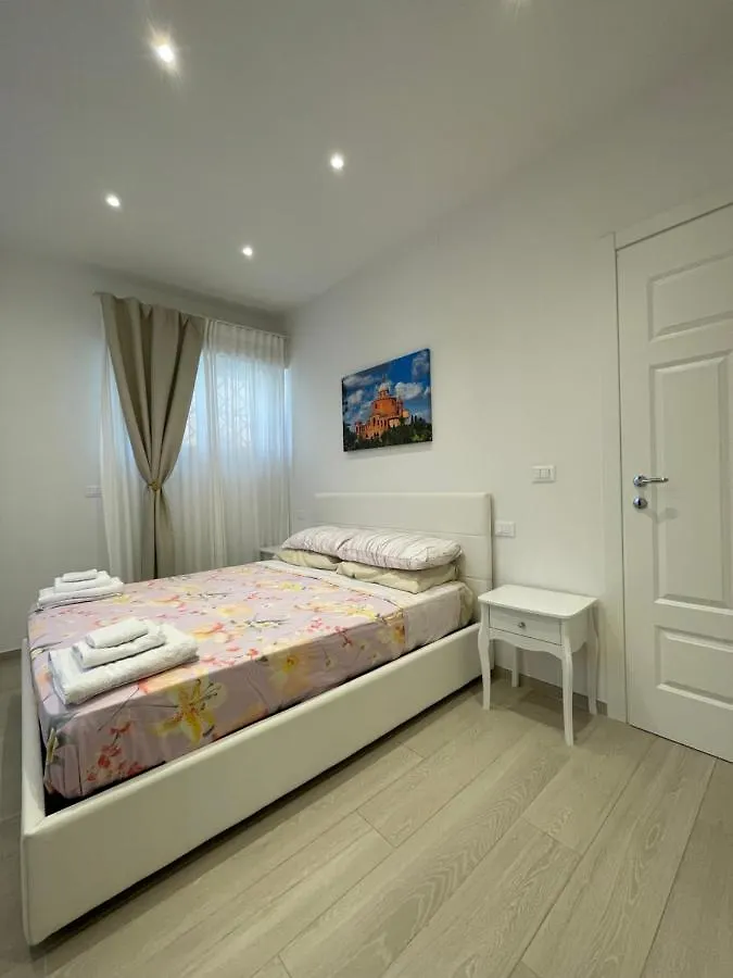 B&B San Luca Bologna Bed & Breakfast